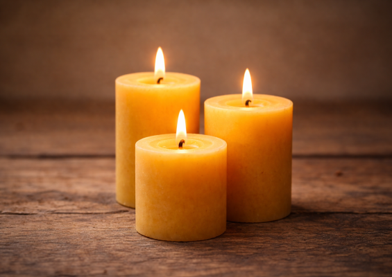 Kaip teisingai deginti bičių vaško žvakes?